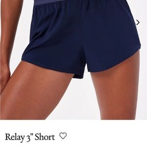 NWT- outdoor voices relay 3” short M